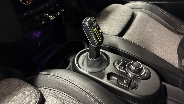 MINI Hatchback 135kW Cooper S Level 2 33kWh 3dr Auto Electric Hatchback